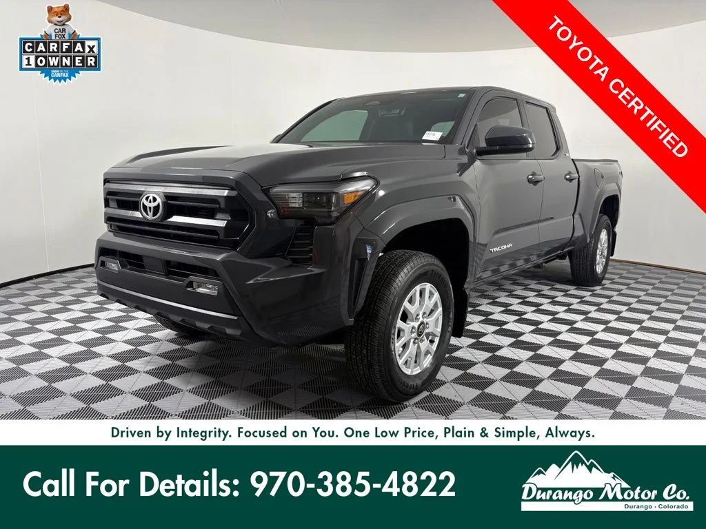 Used 2025  Toyota SR5 image 1