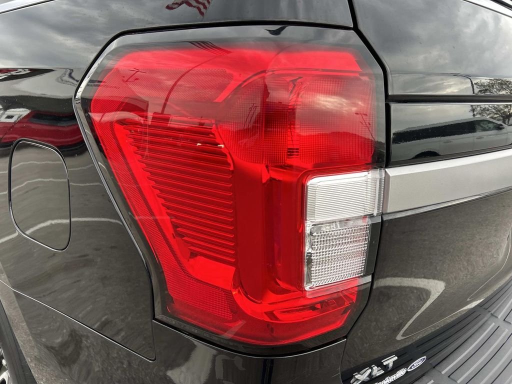 Certified Used 2024 Black Metallic Ford XLT image 11