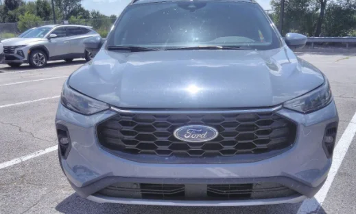 Used 2025 Vapor Blue Ford ST-Line Select image 2