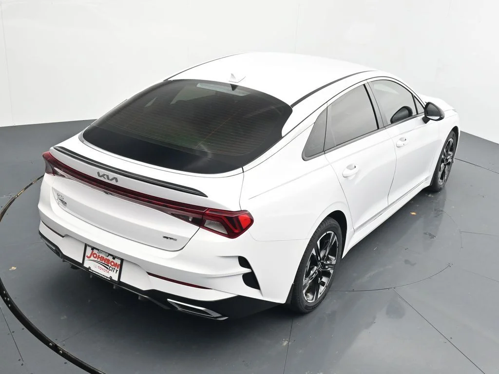 Used 2023 White Kia GT-Line image 29