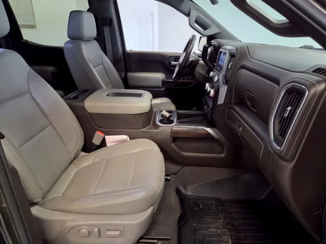 Used 2020 SMOKEY QUARTZ METALLIC GMC SLT image 17