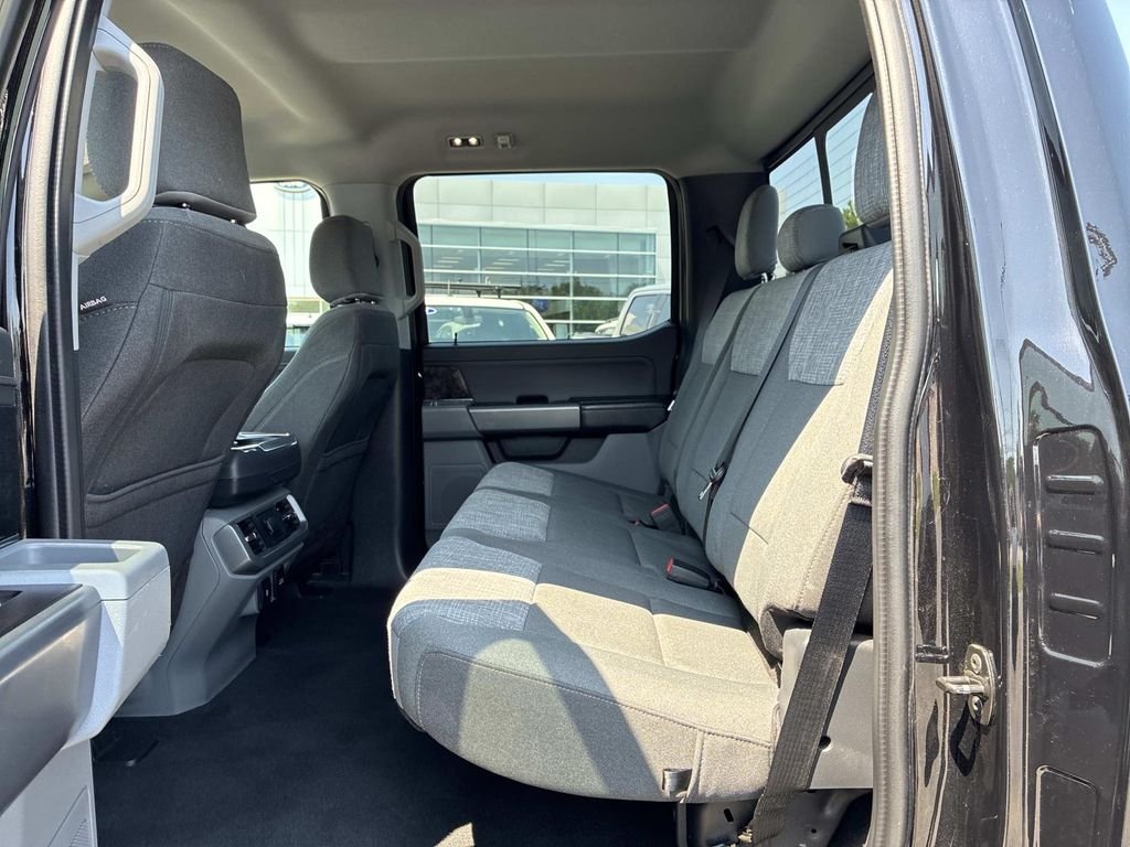 Used 2023 Black Ford XLT image 34