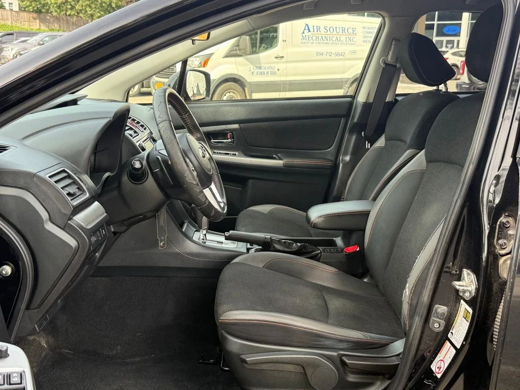 Used 2016 Crystal Black Silica Subaru 2.0i Premium image 22