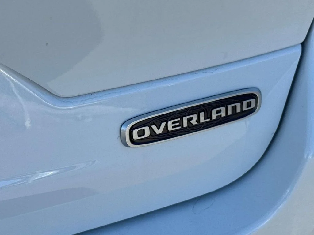 New 2025 White Jeep Overland image 7