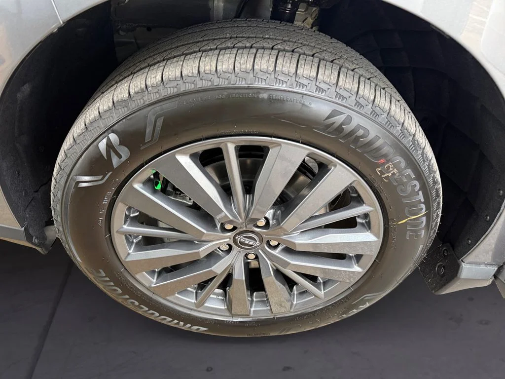 New 2026 Gray Nissan SL image 9