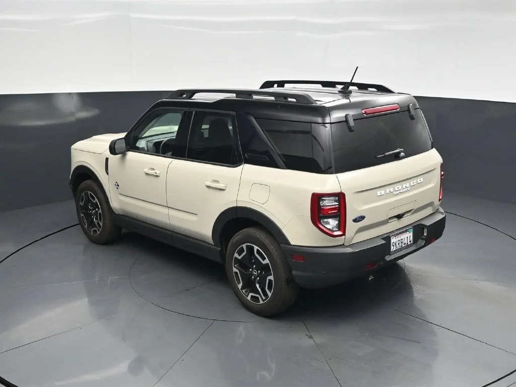 Used 2024 Beige Ford Outer Banks image 40
