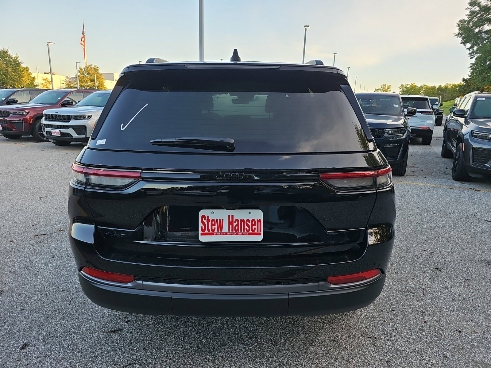 New 2027 High Gloss Black Jeep Laredo Altitude image 4