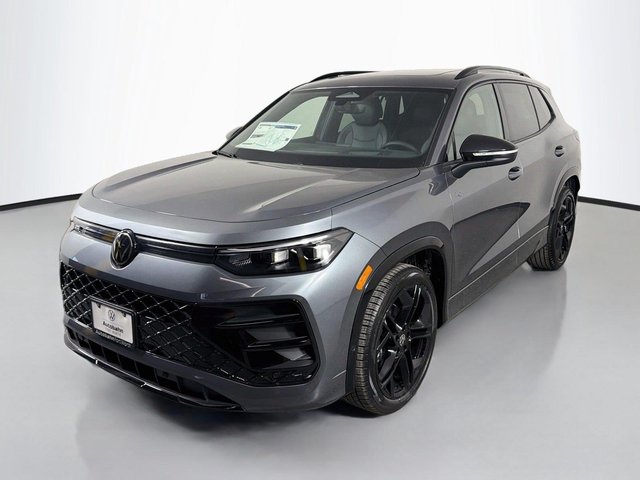 New 2026 Volkswagen Tiguan SE R-Line Black
