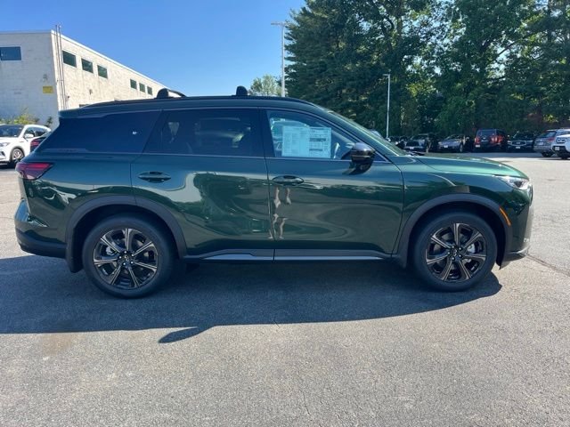 New 2027 Deep Emerald INFINITI Autograph AWD image 2