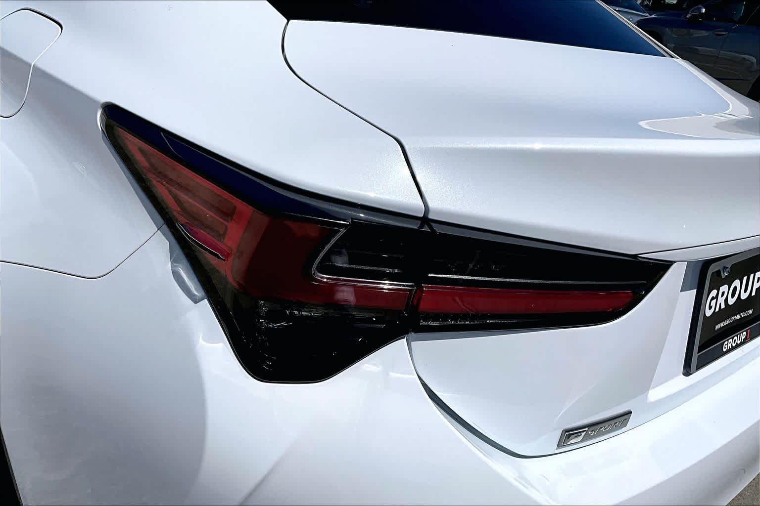 Used 2019 Ultra White Lexus F SPORT image 26