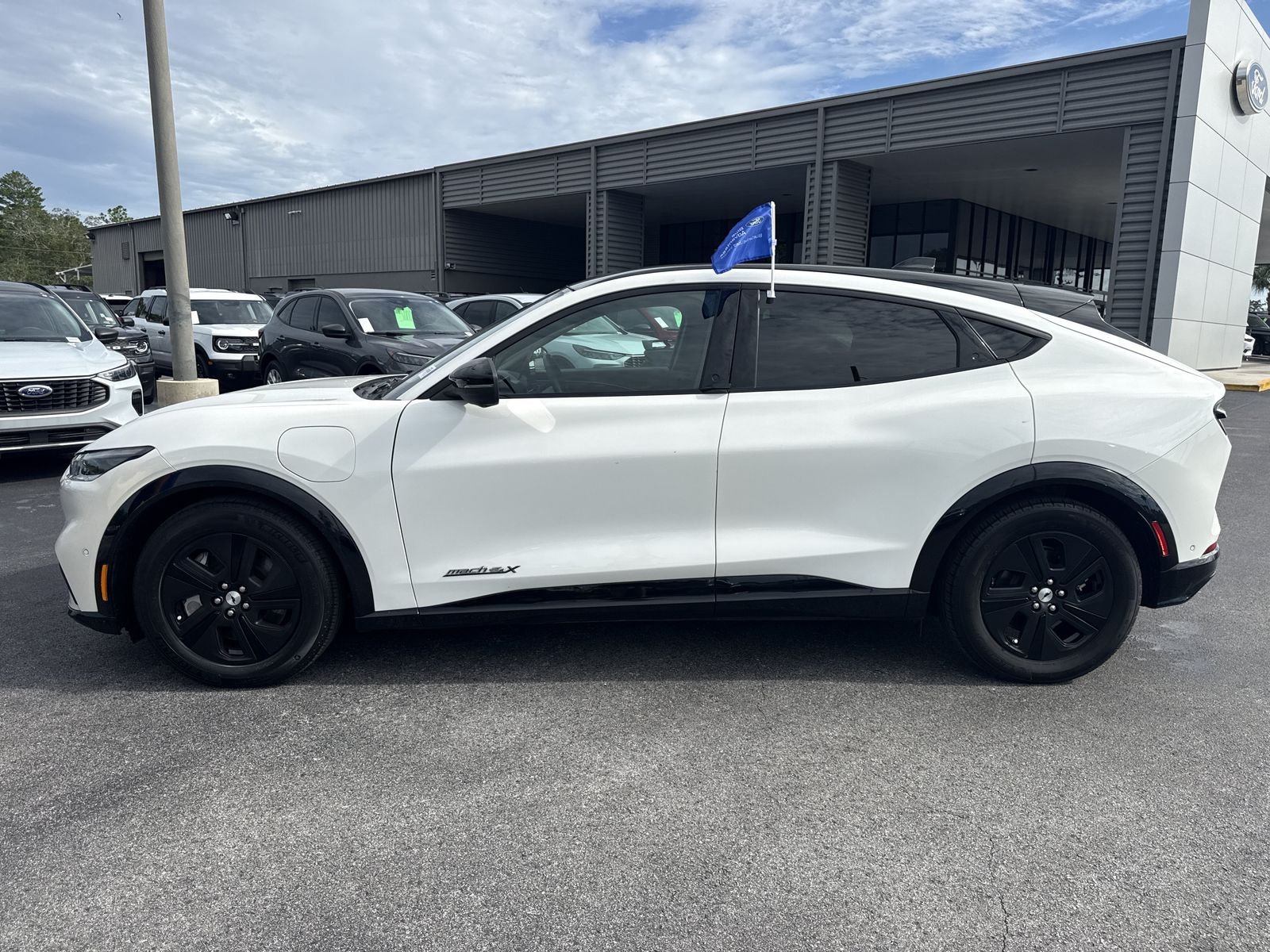 Certified Used 2023 White Metallic Ford California Route 1 image 8
