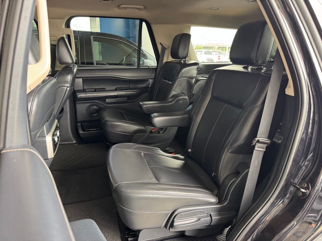 Used 2024 Black Ford XLT image 21