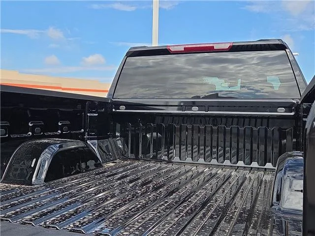 New 2026 Onyx Black GMC Pro image 9