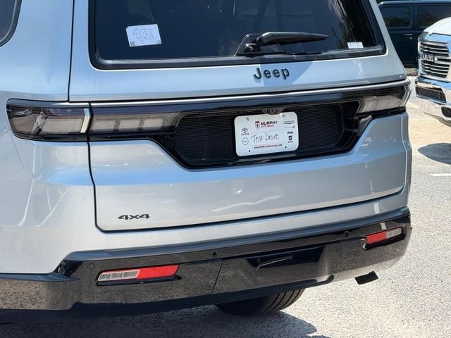 New 2026 Silver Zynith Jeep Grand Wagoneer image 5