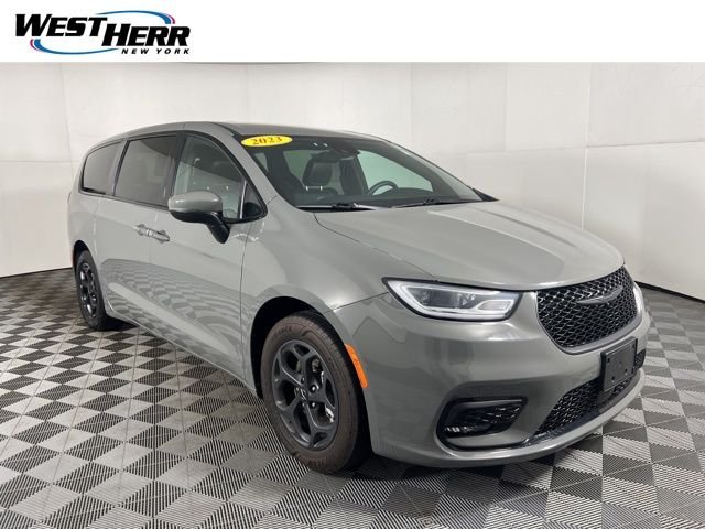 2023 Chrysler Pacifica Hybrid