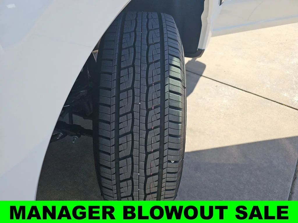 New 2026 Oxford White Ford F-350® XL image 34