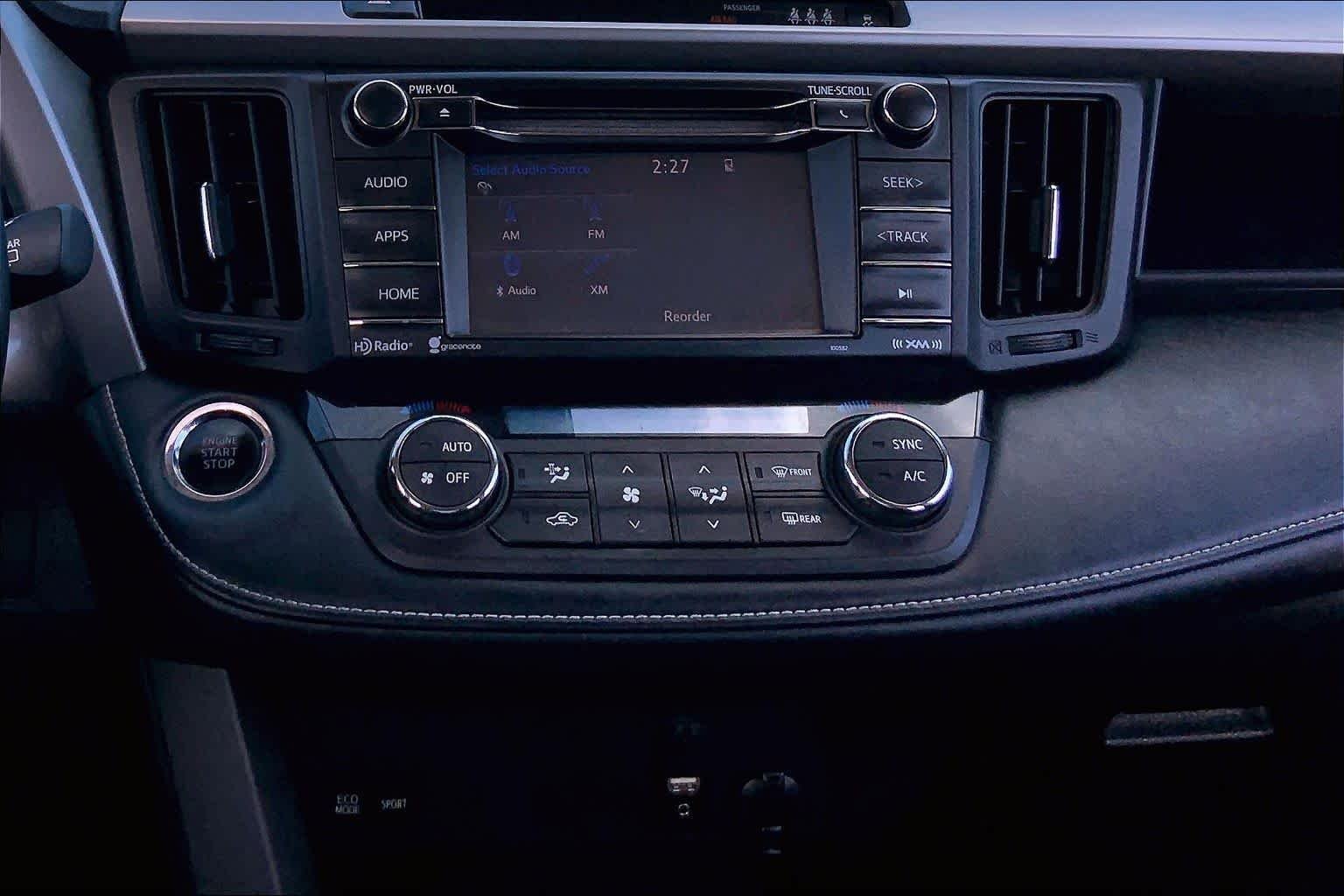 Used 2018 Ruby Flare Pearl Toyota XLE image 7