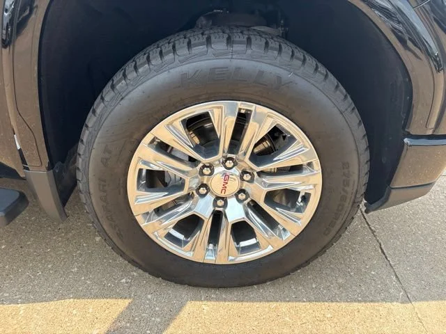 Used 2023 Onyx Black GMC Denali image 49