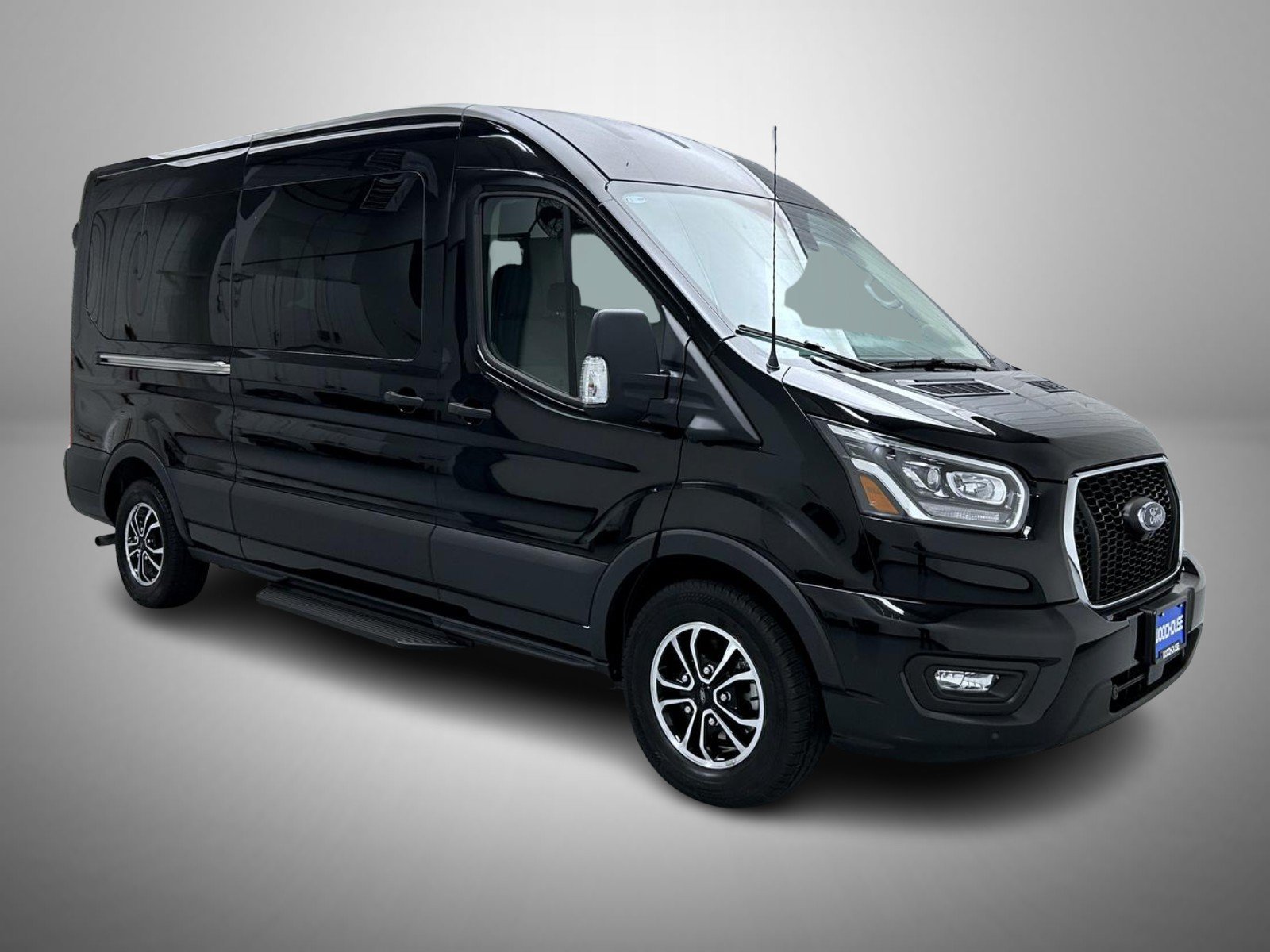 Used 2025 Black Ford XLT image 3