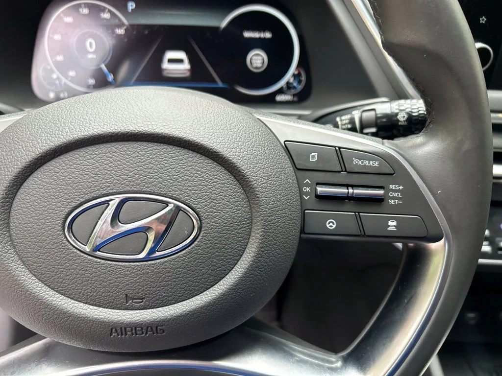 Used 2020 Red Hyundai SEL image 21