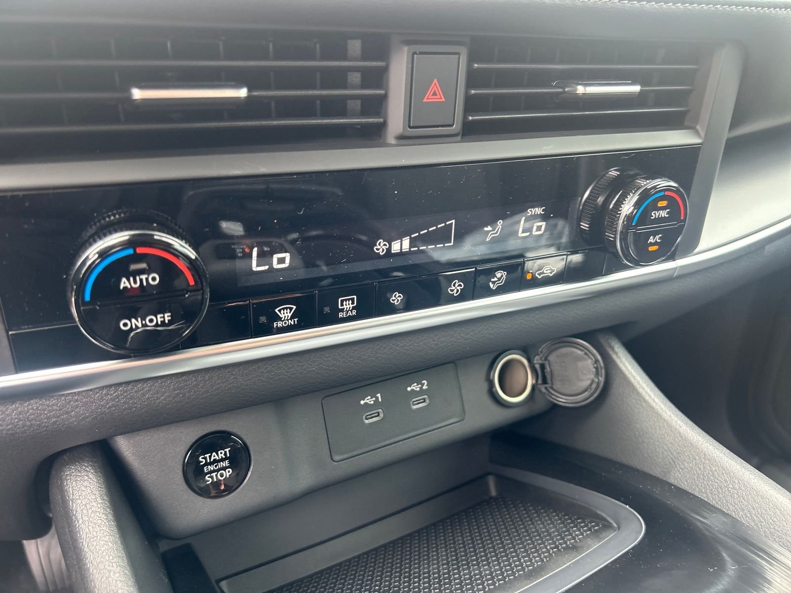 New 2026 Nissan Rogue SV 4D Sport Utility