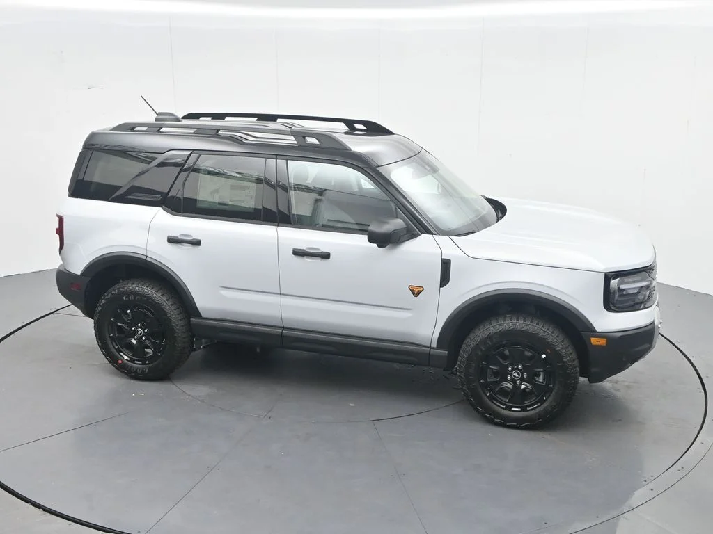 New 2026 Space White Metallic Ford Badlands® image 36