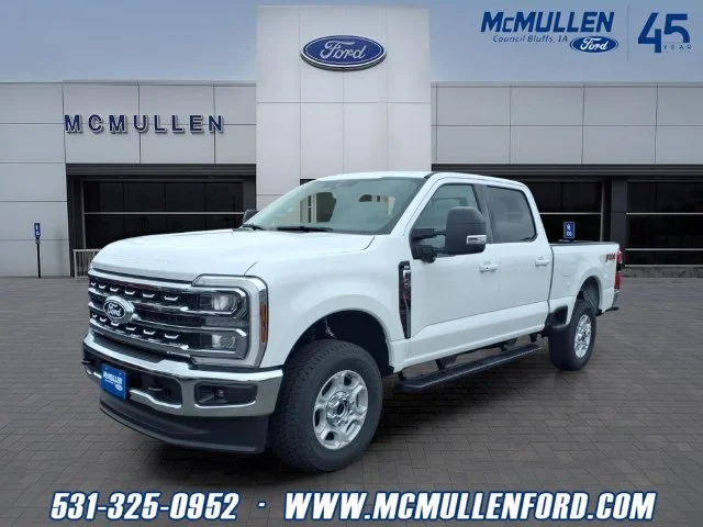 New 2027 Oxford White Ford F-250® XLT image 1