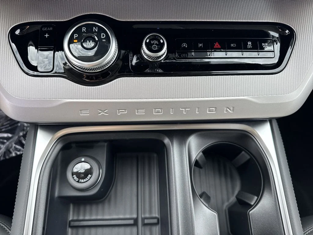 New 2026 Gray Ford Active image 33
