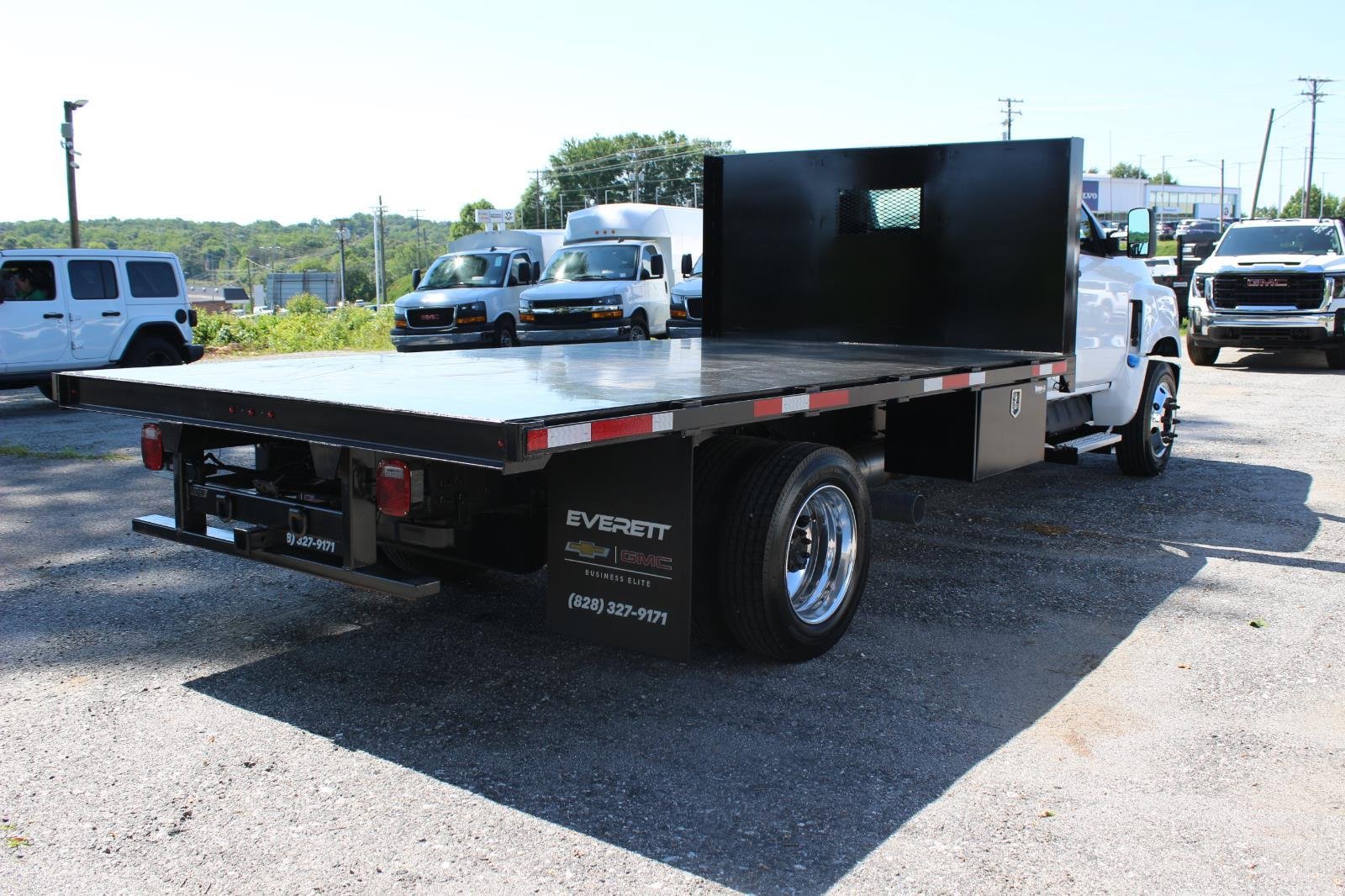 Used 2024 Summit White Chevrolet Work Truck image 7