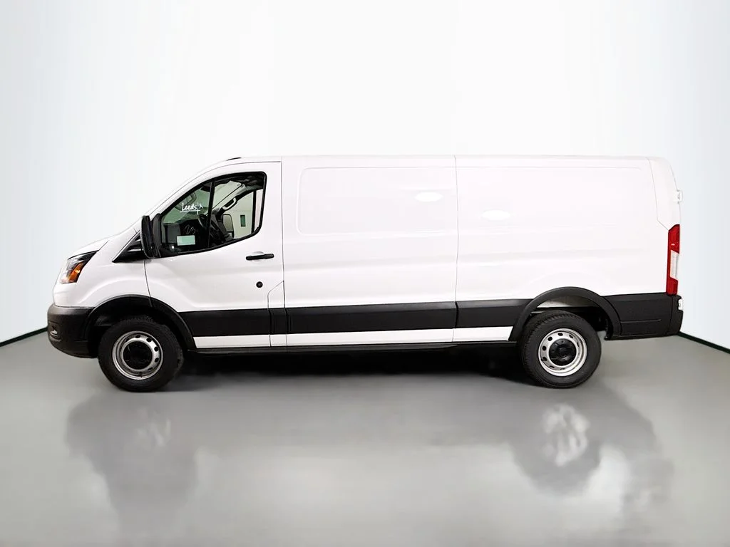 New 2026 Oxford White Ford Cargo Van image 4