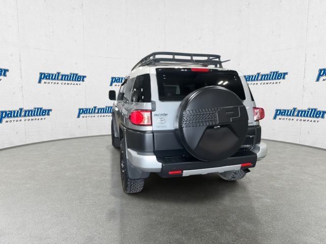 Used 2010  Toyota Base image 9
