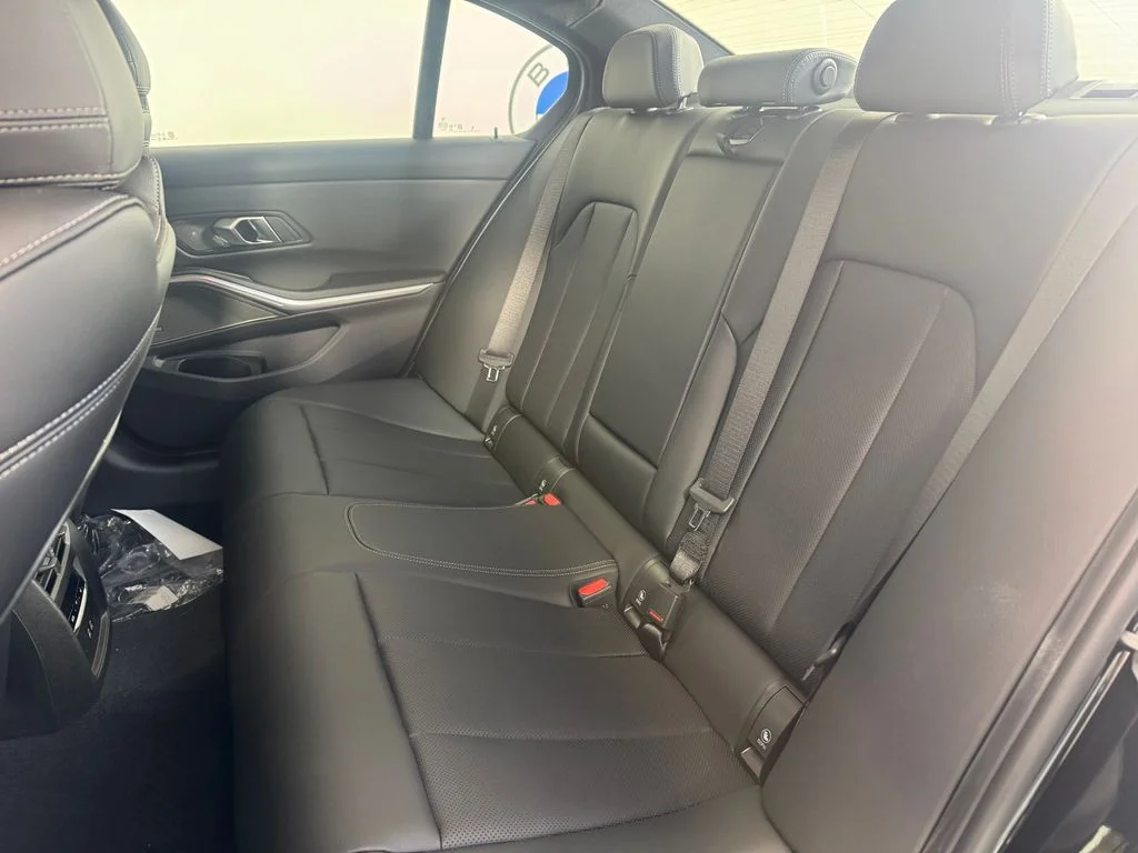 New 2026 Black Sapphire Metallic BMW 330i xDrive image 15