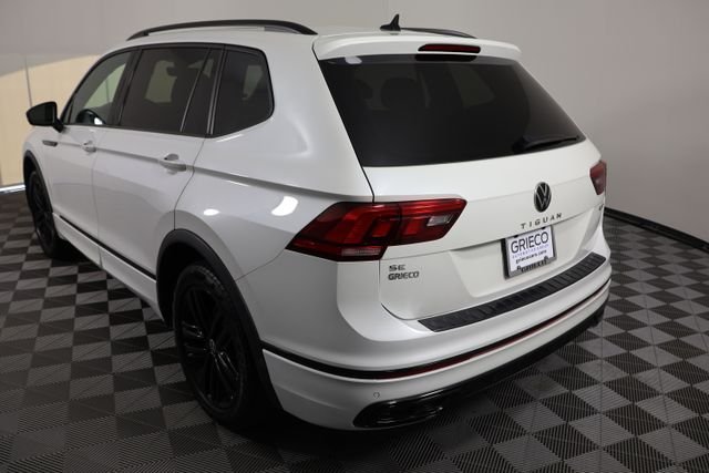 Used 2022 White Volkswagen 2.0T SE R-Line Black image 5