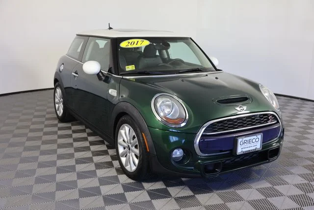 2017 MINI Cooper S's photo
