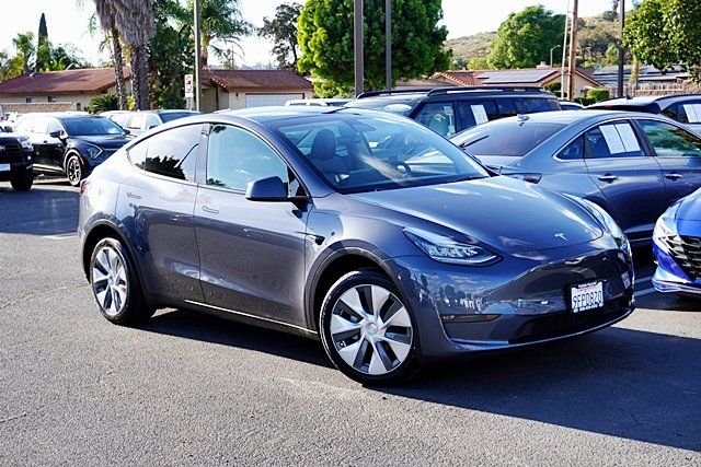 Used 2023 Tesla Model Y Long Range with VIN 7SAYGDEE1PA082097 for sale in Poway, CA
