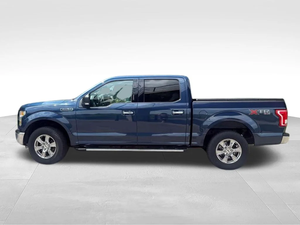 Used 2016 Blue Jeans Metallic Ford XLT image 3