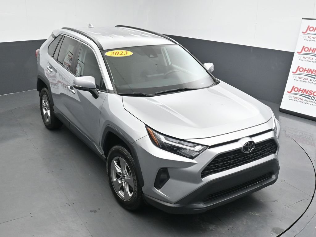 2023 Toyota RAV4 XLE - Photo 25