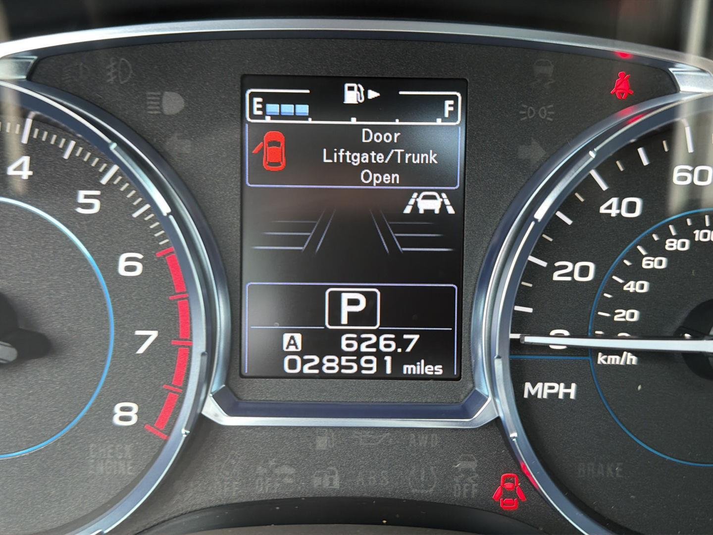 Used 2018 Crystal White Pearl Subaru Premium image 15