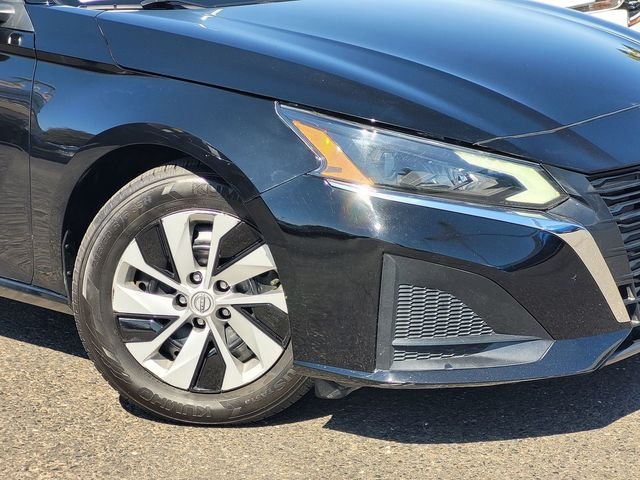 Used 2024 Black Nissan 2.5 S image 9