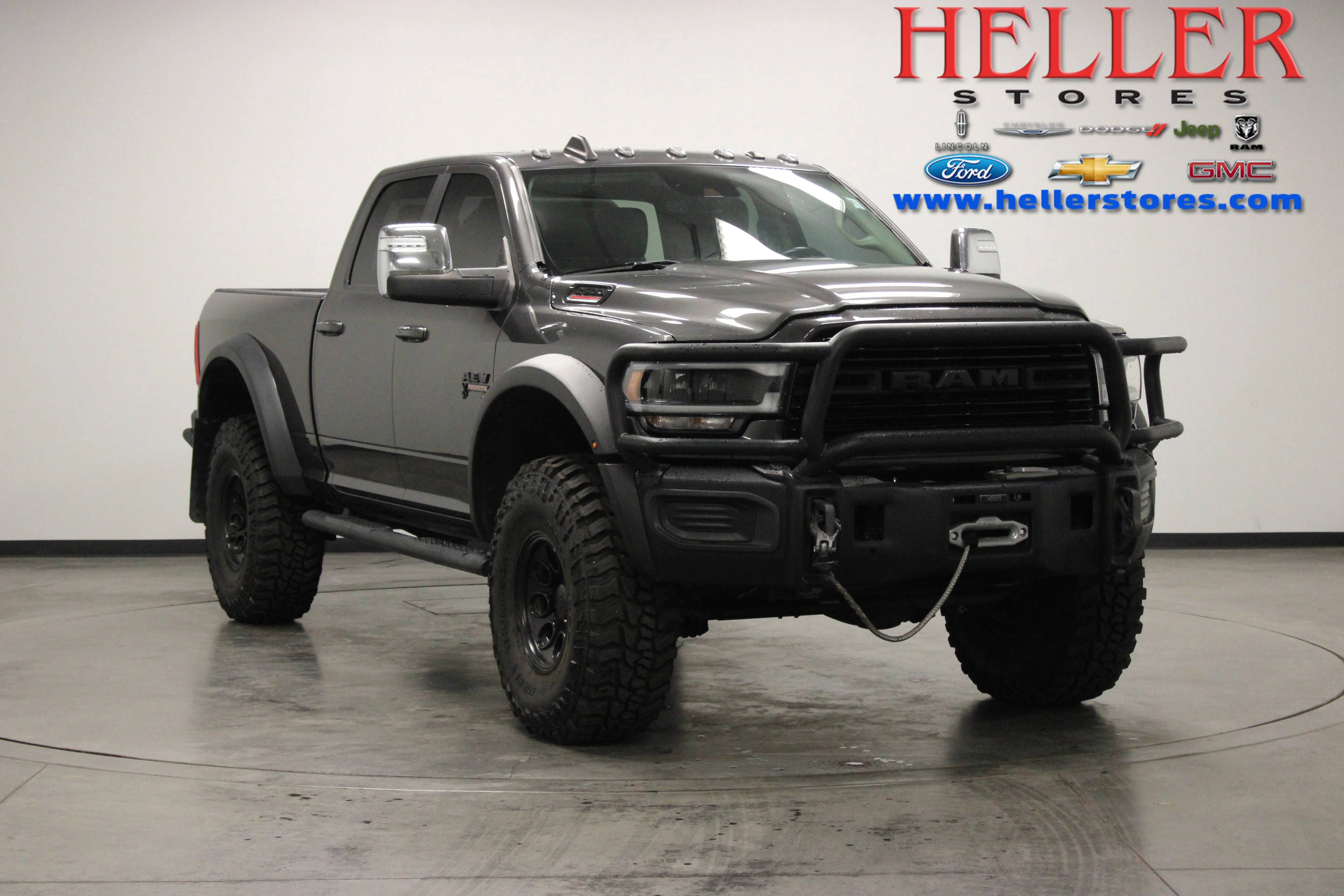 Used 2023 Granite Crystal Metallic Clearcoat Ram Laramie image 1