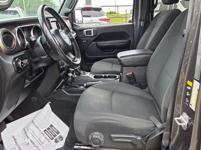 Used 2020 Gray Jeep Unlimited Sport image 5