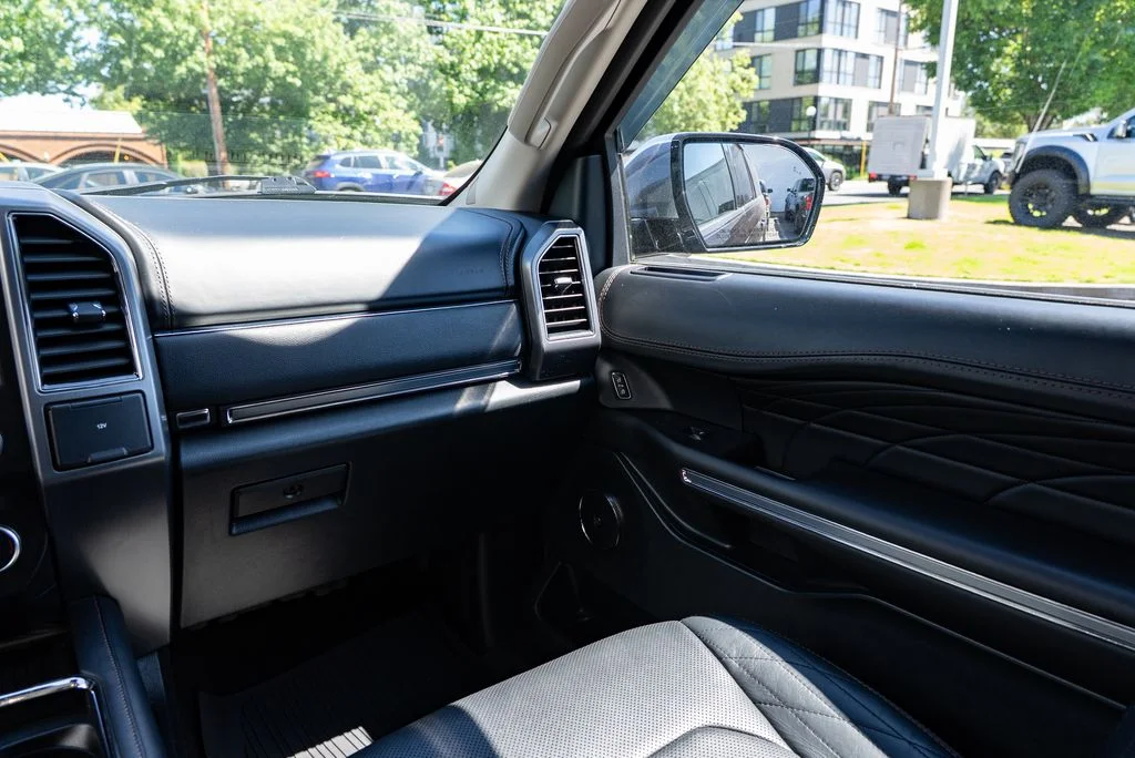 Used 2021 Blue Ford Platinum image 11
