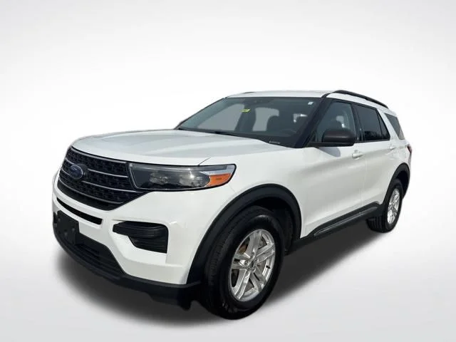 Used 2023 White Ford XLT image 1