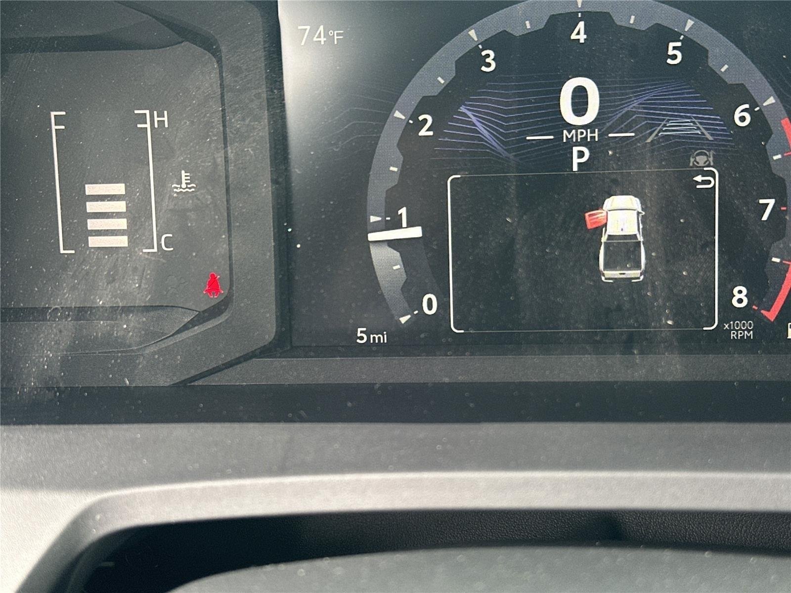 2026 Toyota Tacoma SR5 - Photo 13