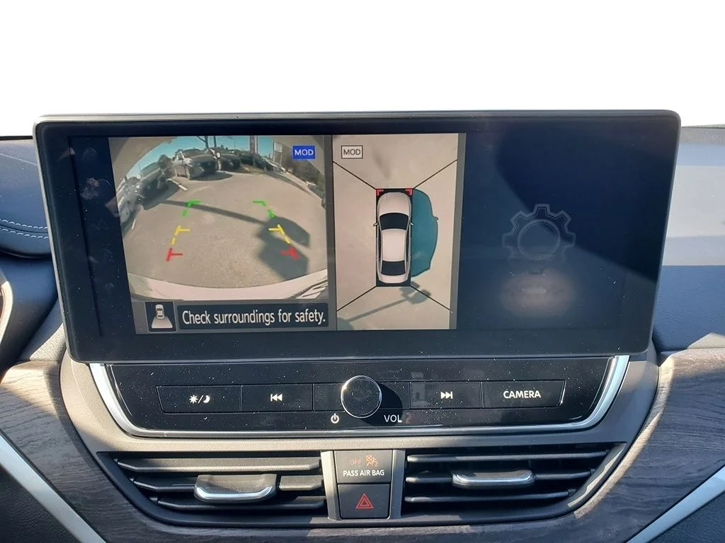 2025 Nissan Altima SL - Photo 23