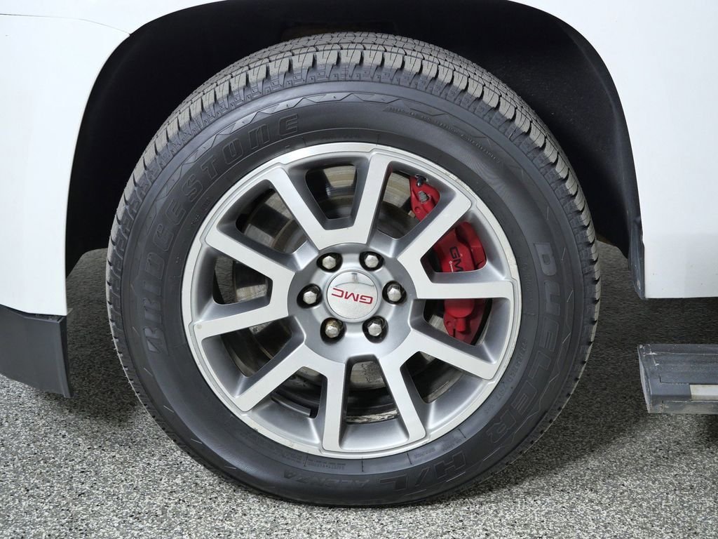 Used 2018 White GMC Denali image 18