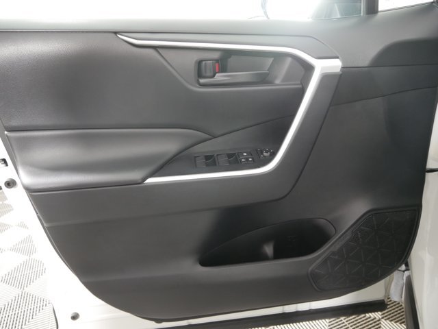 Used 2024 Ice Cap Toyota LE image 8