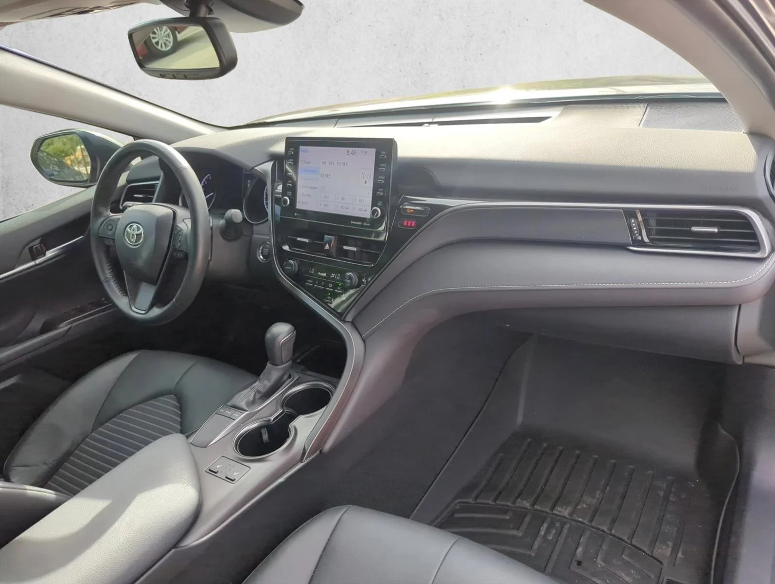 Used 2024 Predawn Gray Mica Toyota SE image 27