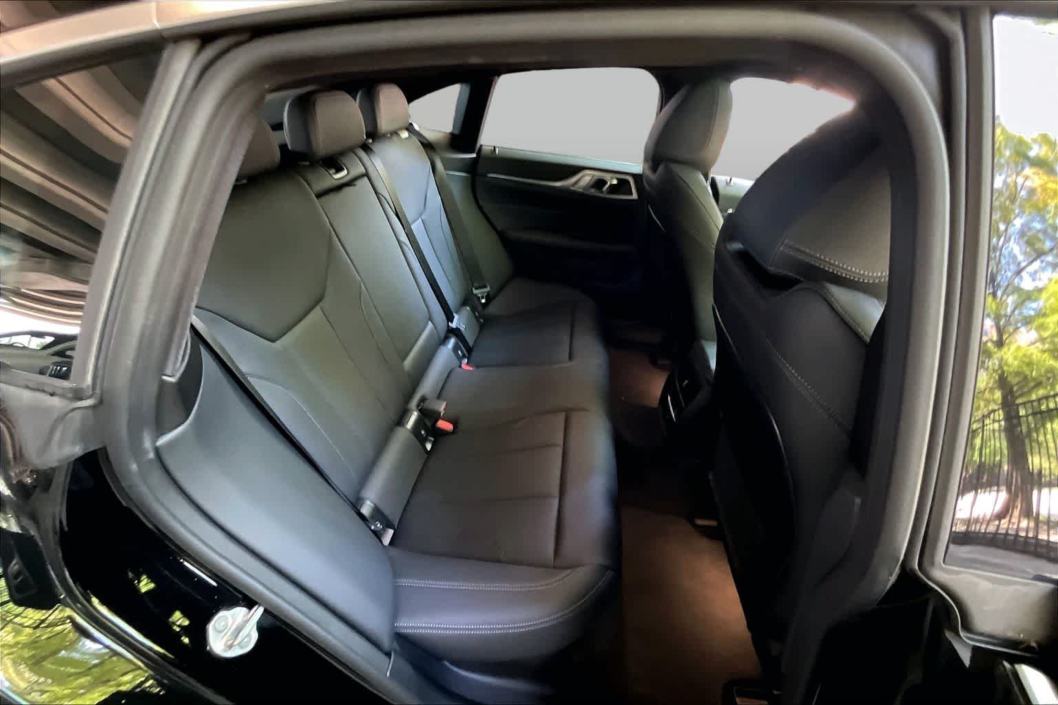 Used 2023 Jet Black BMW eDrive40 image 19