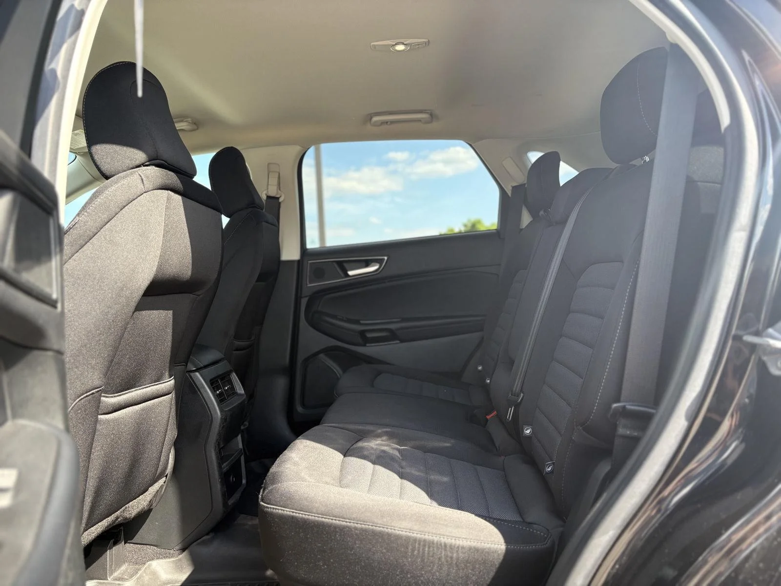Used 2023 Agate Black Metallic Ford SE image 12